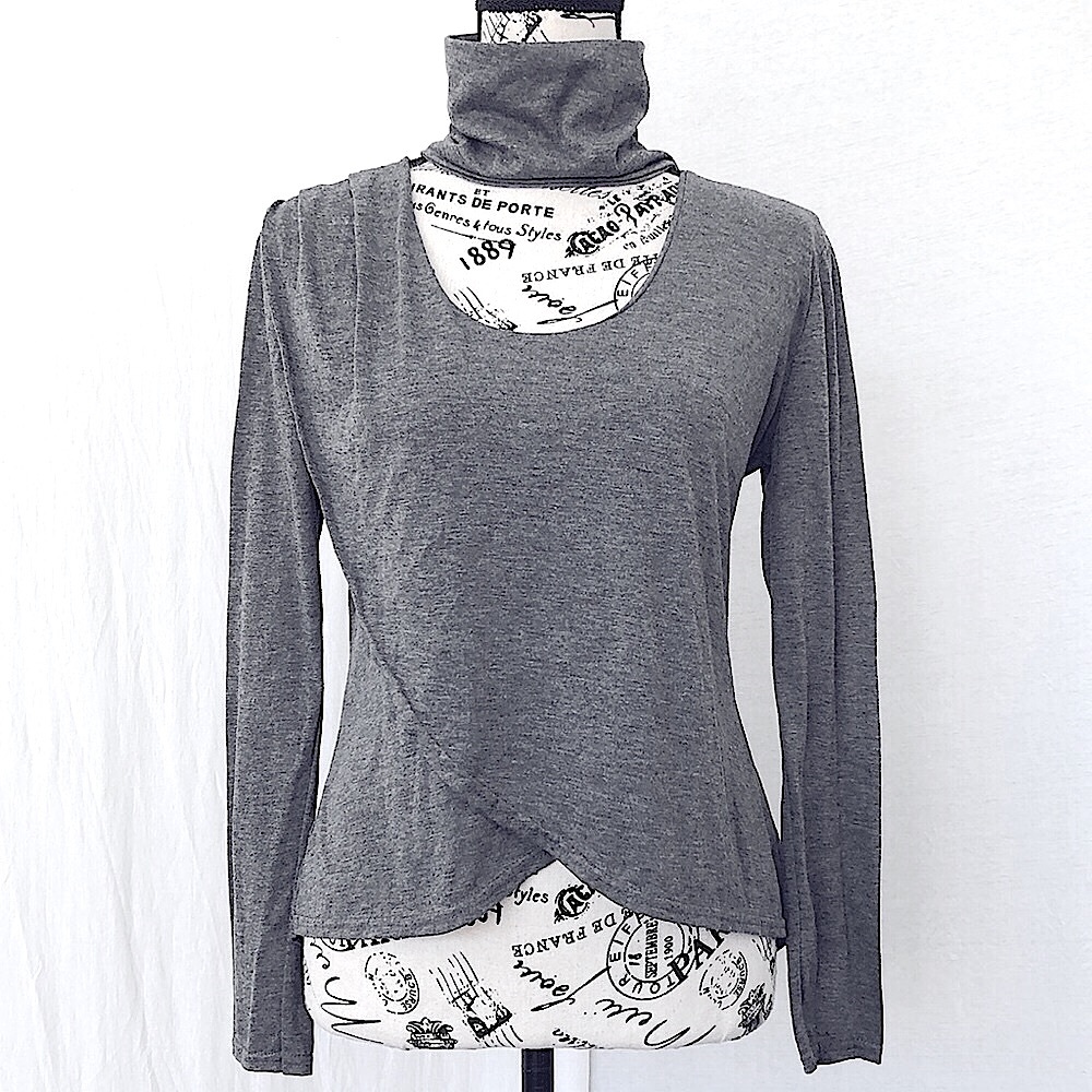 Cut-out Turtleneck